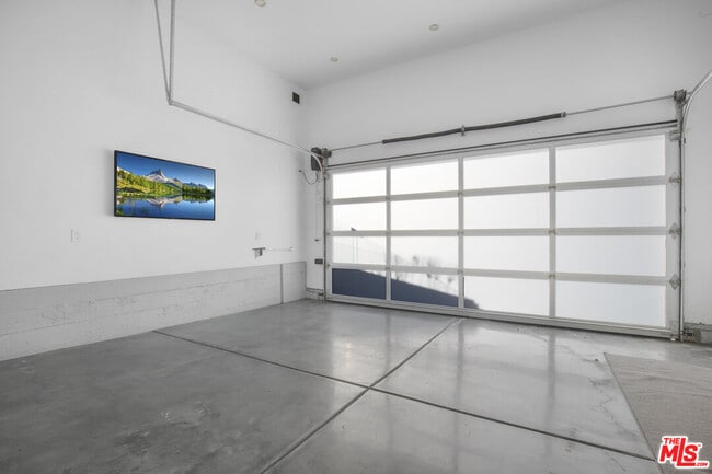 Building Photo - 6379 Colgate Ave