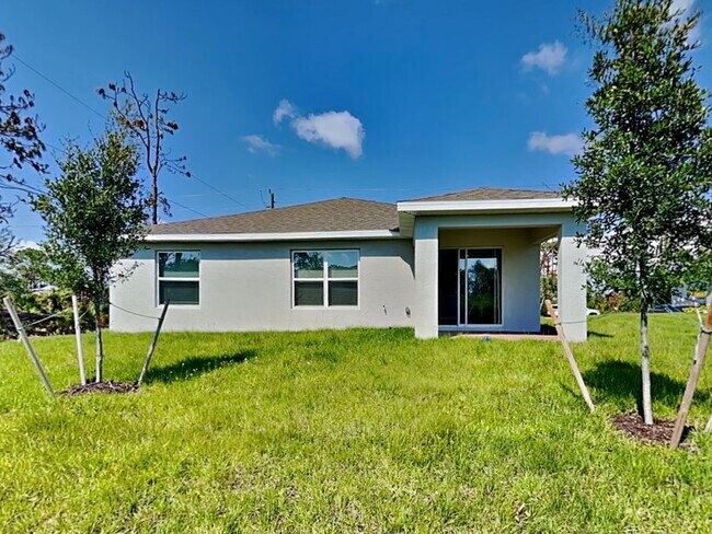 Building Photo - 4731 Gillot Blvd