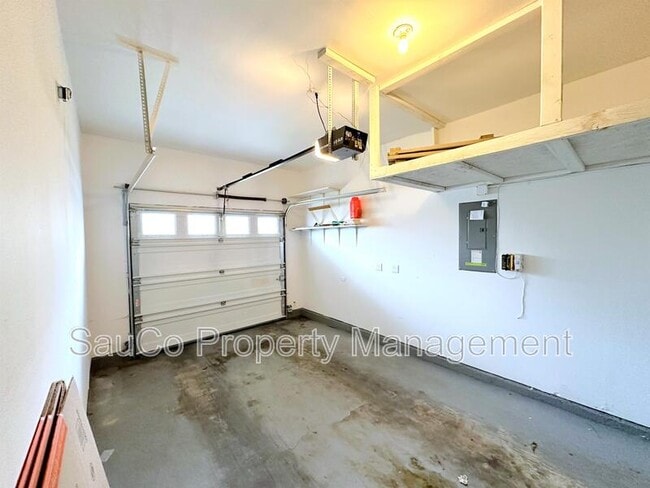 Building Photo - 20496 SW Annadel St