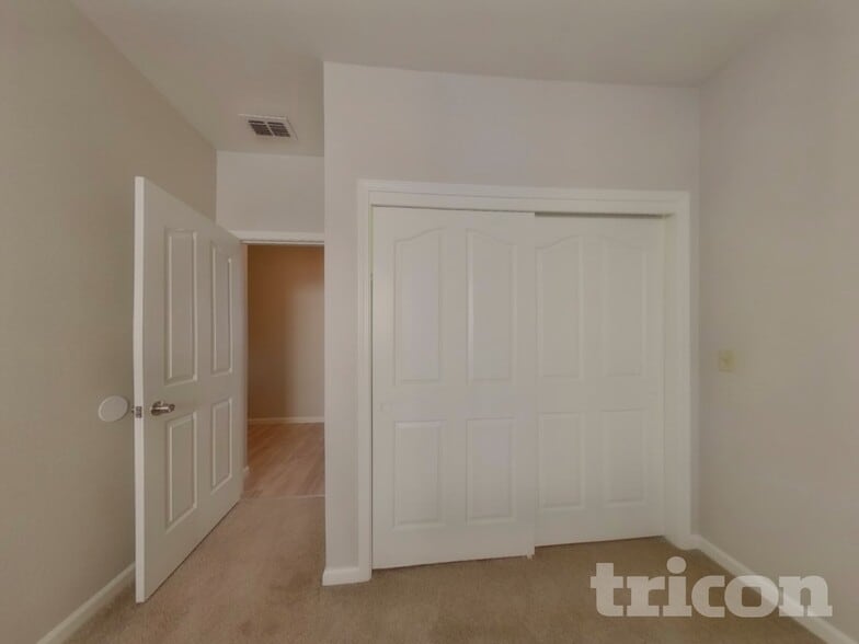 Building Photo - 796 Derry Cir