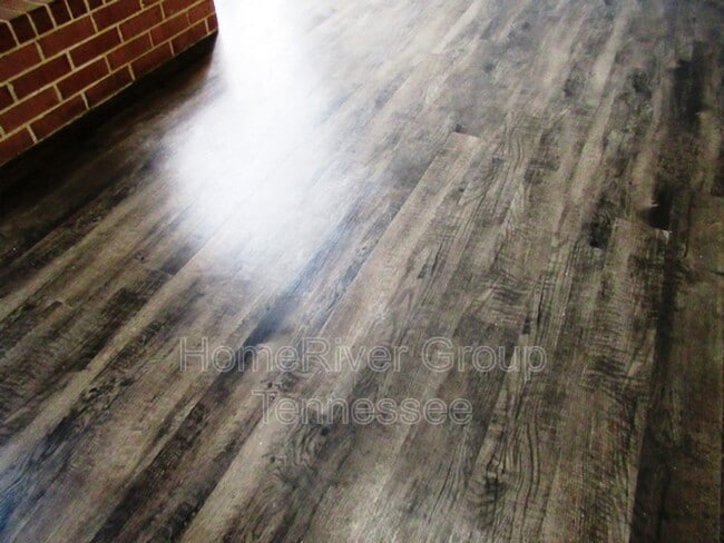 Building Photo - 6836 Spring River Rd