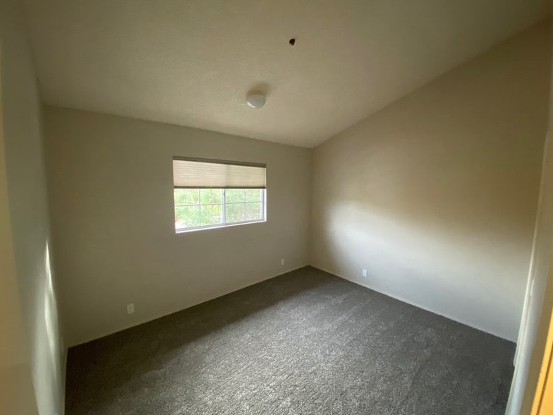 Second Bedroom - 1033 Southwood Dr