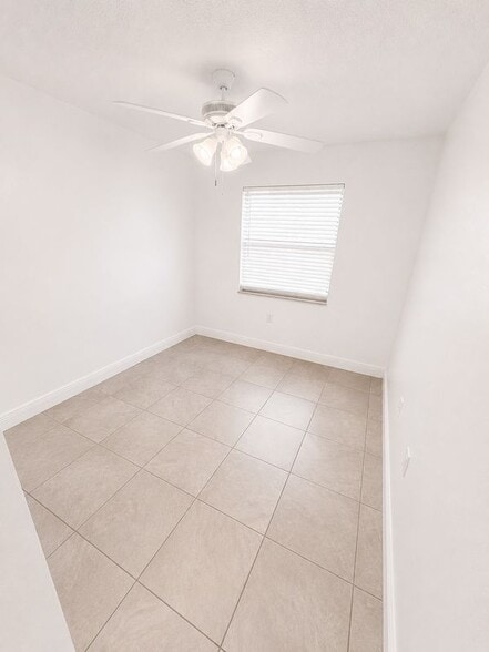 Building Photo - 1187 Bentley Rd