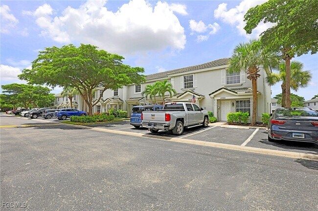 Building Photo - 10066 Poppy Hill Dr