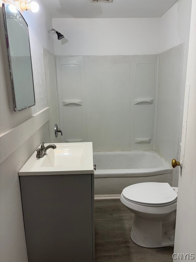 Building Photo - 319-321 Herkimer St