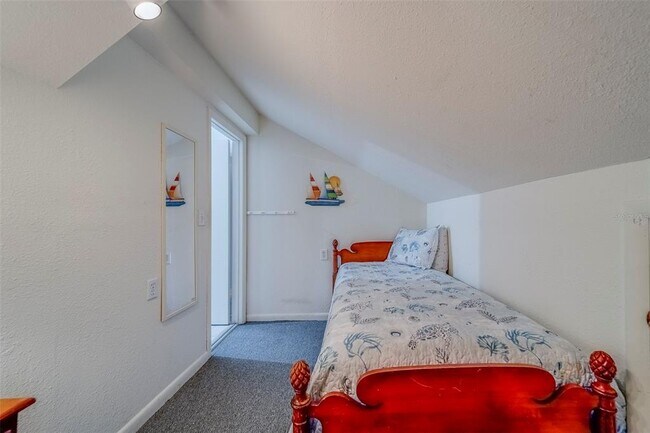 Building Photo - 8105 Bardmoor Pl