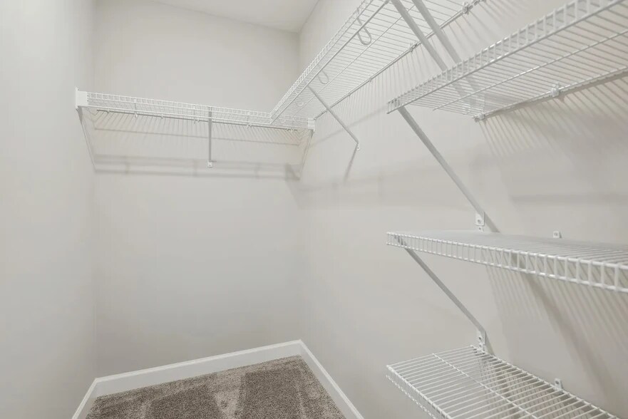 Building Photo - 5297 Long Pointe Pass