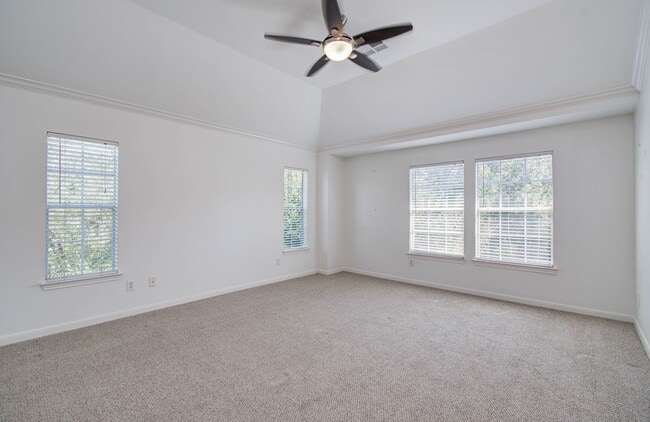 Building Photo - 4107 Blossom St