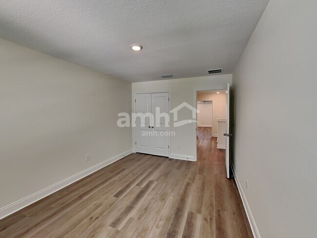 Building Photo - 1084 Grafton Ridge Dr