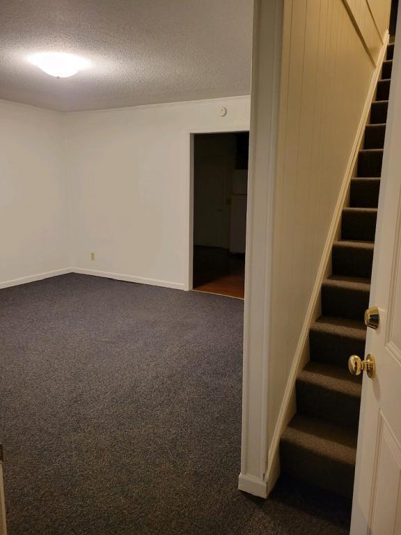 Building Photo - 55 Woodcott Rd