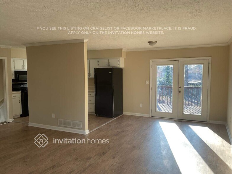 Building Photo - 71 Landmark Ct SW