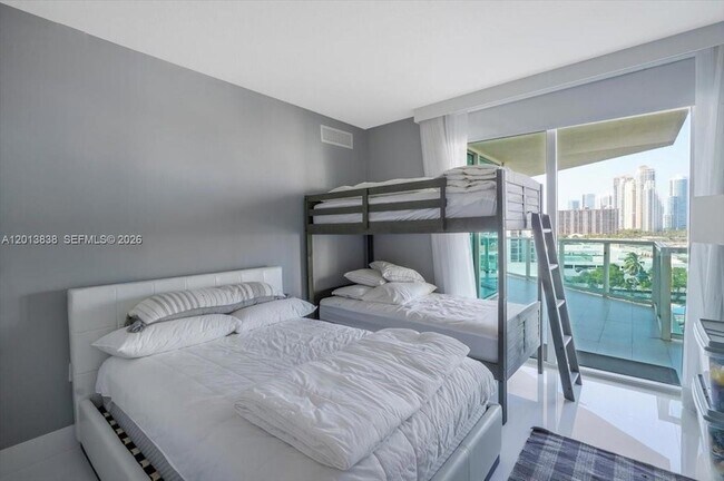 Building Photo - 250 Sunny Isles Blvd