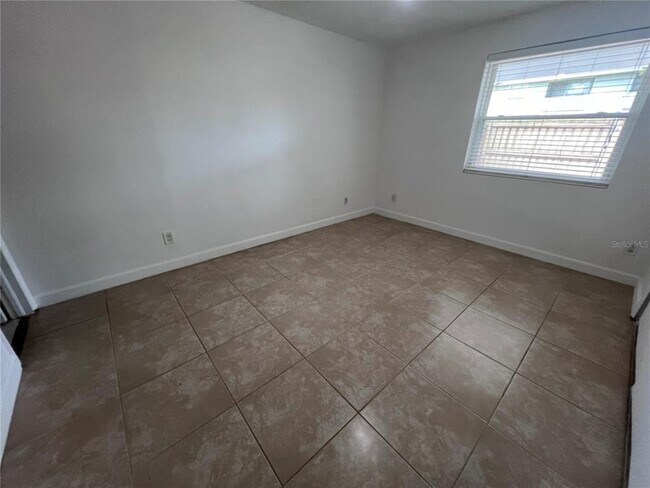 Building Photo - 226 Thorntree Pl