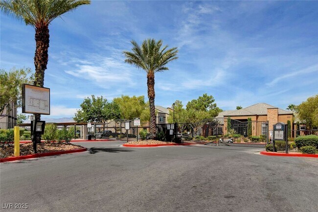 Building Photo - 6650 W Warm Springs Rd