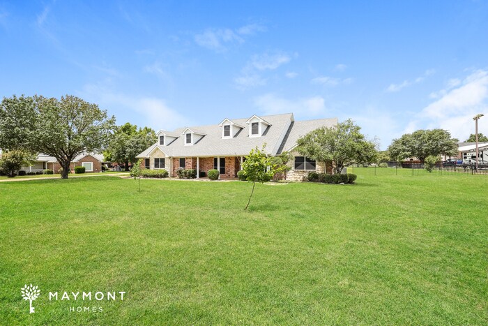 Building Photo - 10598 Bradley Cir