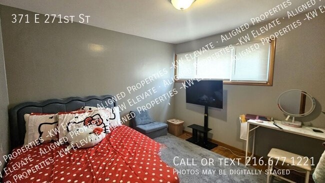 Building Photo - 371 E 271st St