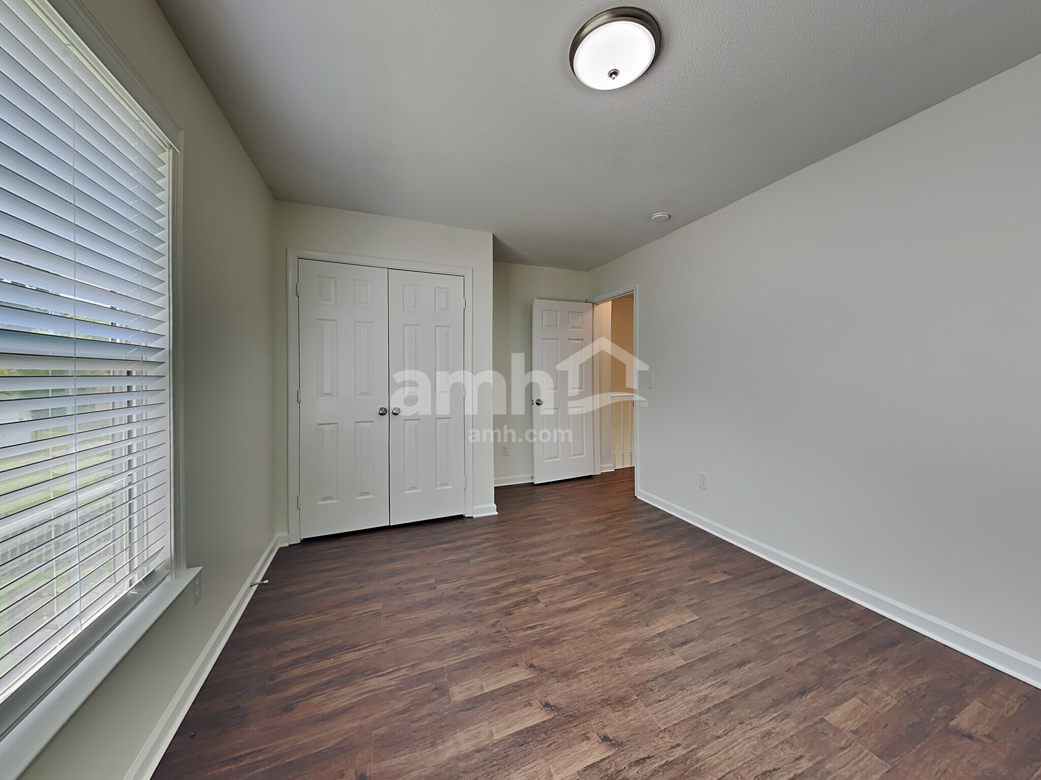 Building Photo - 3801 Cranwell Ct