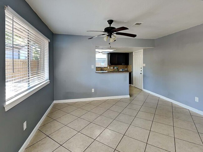 Building Photo - 3519 Sardis Ln