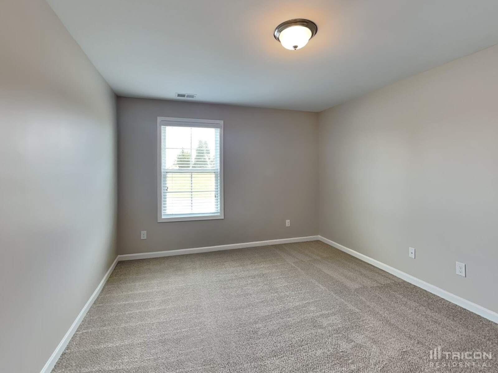 Building Photo - 3913 Norman View Dr