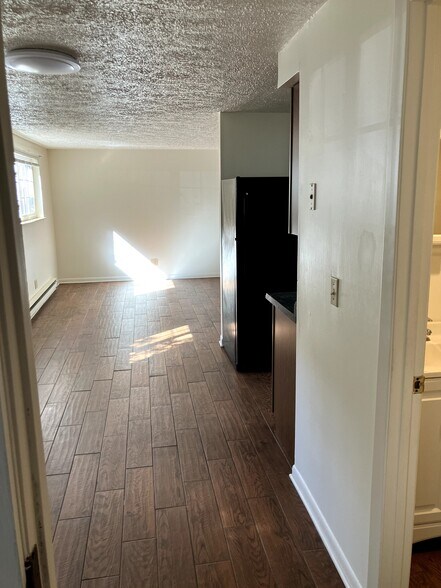 Building Photo - 6062 Donna-Jay Dr