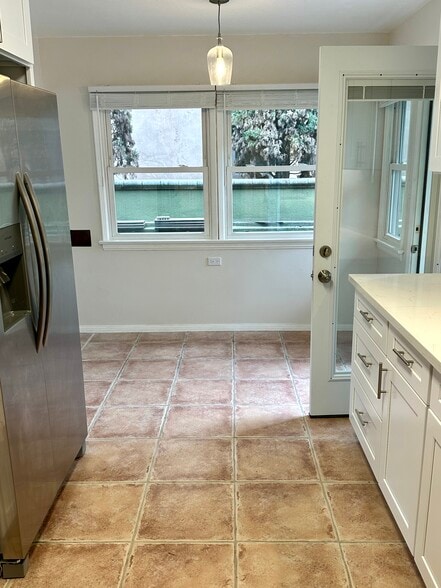 Kitchen view from hallway - 1033 Pearl St