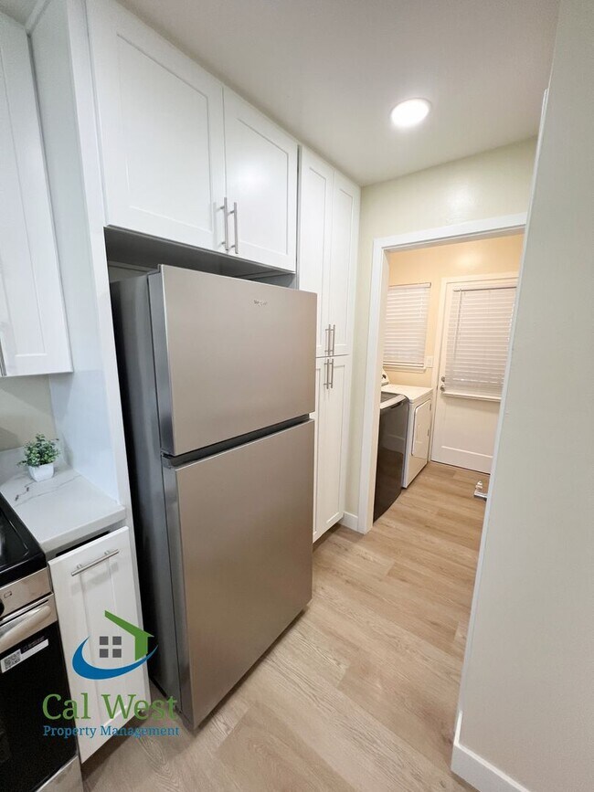 Building Photo - $2,895 - UPDATED 2 BR/1BA Duplex-Downtown Willow Glen!