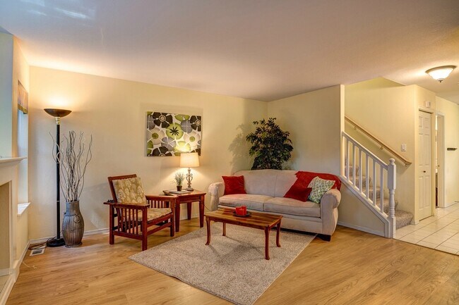 Living room - 18713 20th Ave SE