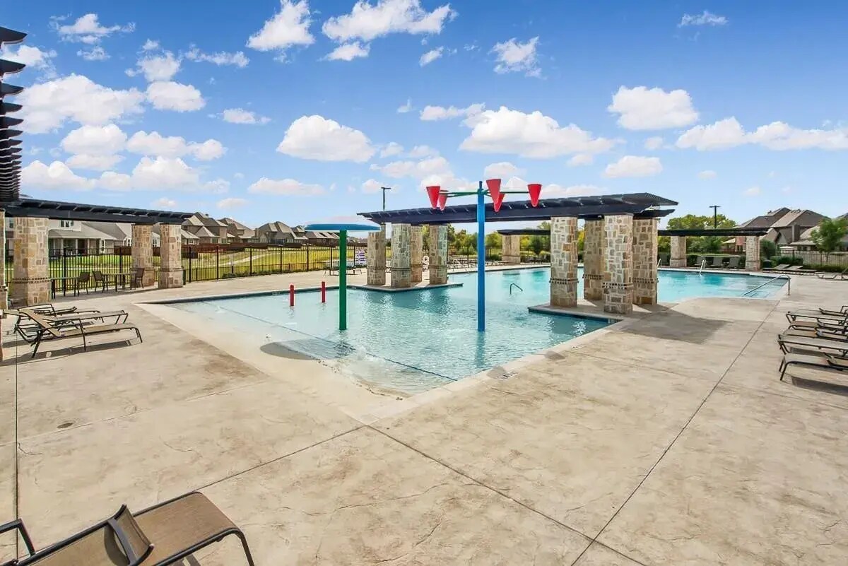 Building Photo - 3012 Mulberry Ave