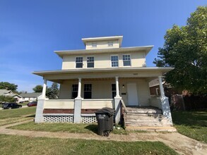 Building Photo - 1003 E Main St