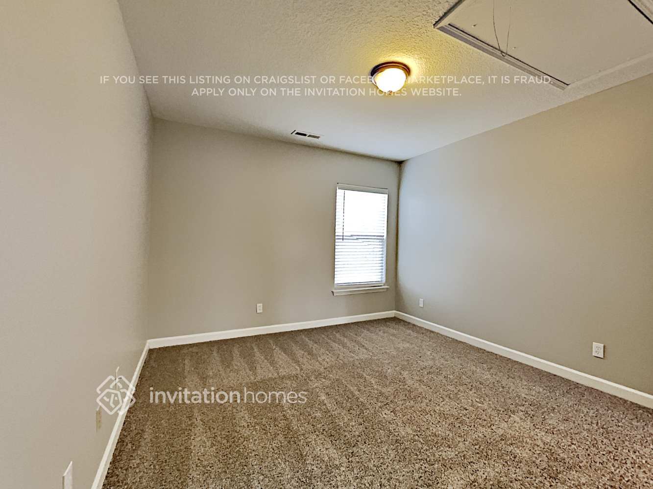Building Photo - 12444 Stowe Acres Dr