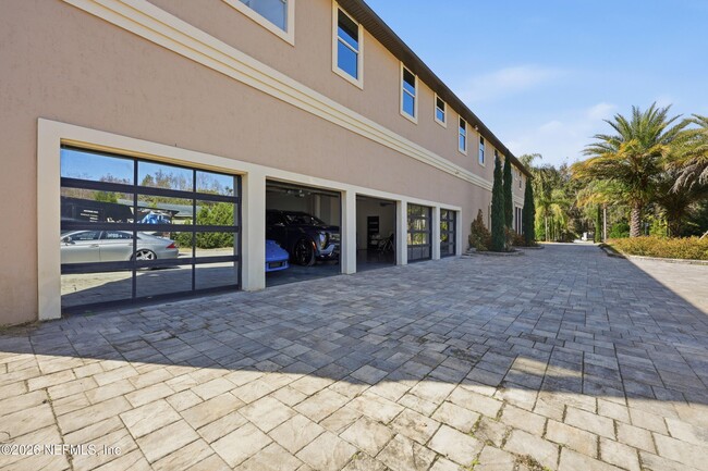 Building Photo - 1450 Wentworth Ave