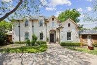 Building Photo - 8525 Briarwood Ln