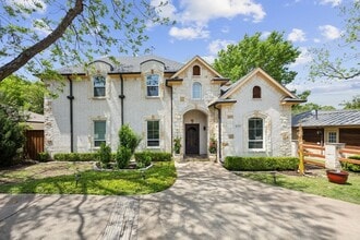 Building Photo - 8525 Briarwood Ln