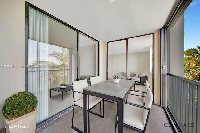 Building Photo - 117 Lake Emerald Dr