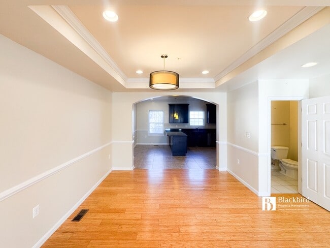 Building Photo - 5030 B St SE