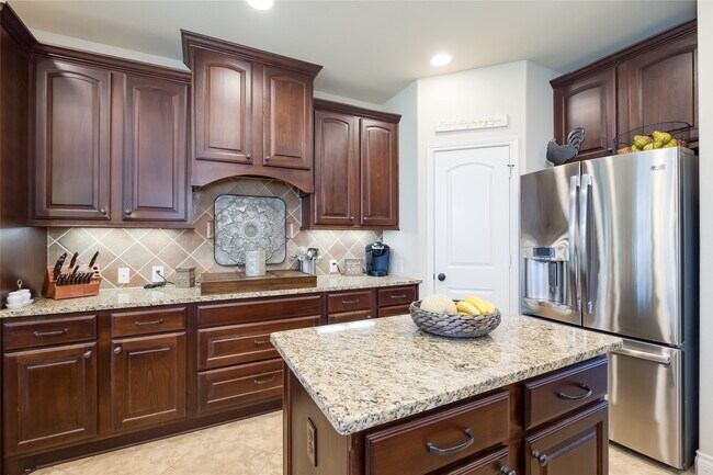 Building Photo - 27707 Lodgemist Ct