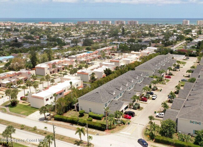 Building Photo - 1018 Steven Patrick Ave