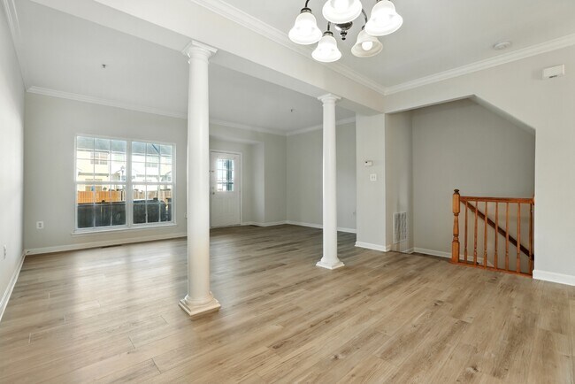 Building Photo - 15403 Gideon Gilpin St