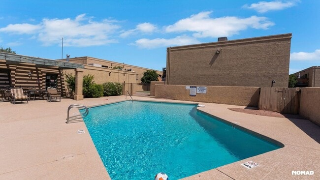 Building Photo - Charming 2BR 2Bathroom Condo in Mesa