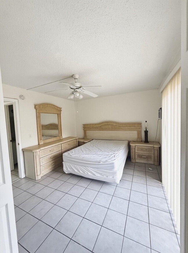 Building Photo - 85 Northampton E