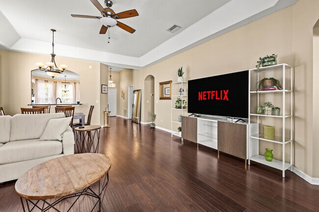 Building Photo - 8317 Moccasin Trail Dr