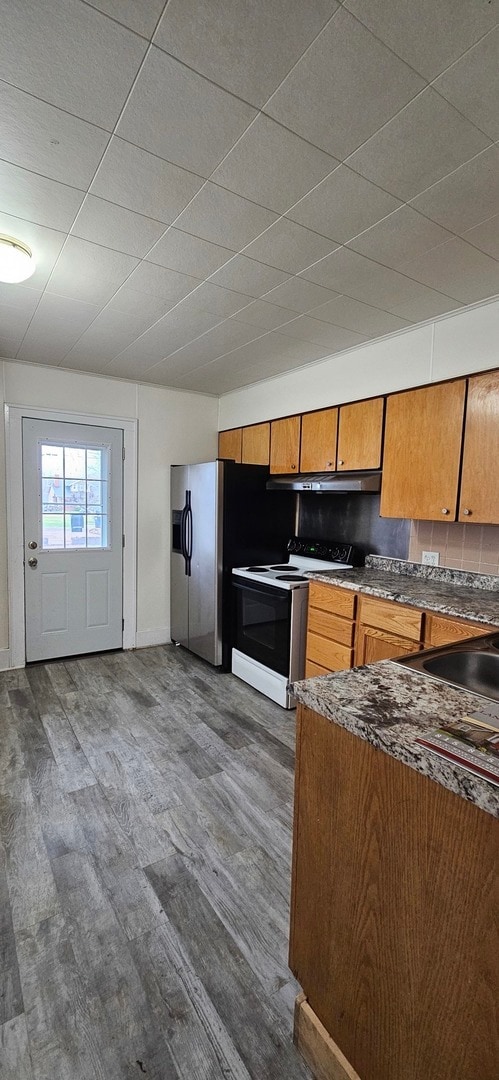 Building Photo - 214 S Church St