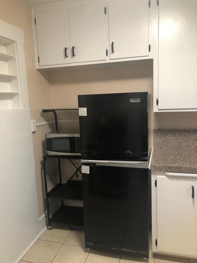 Building Photo - 845 Ohio Ave