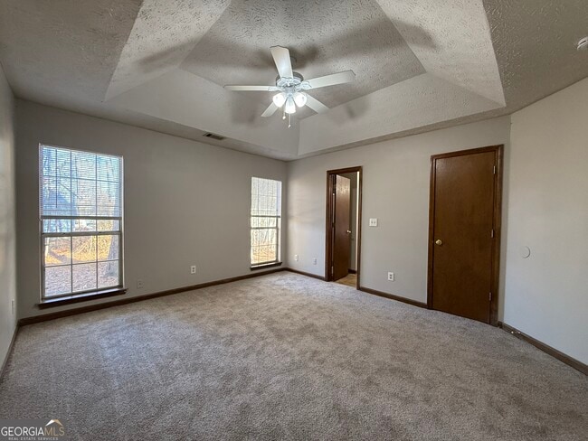 Building Photo - 235 Whirlwind Ct