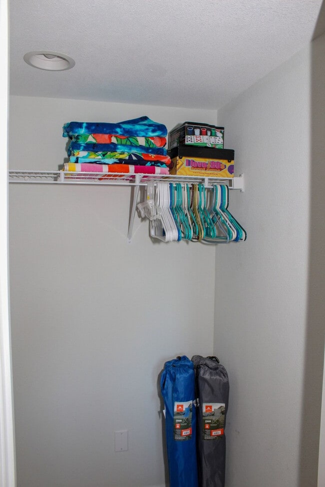 Building Photo - 2046 Beach Blvd