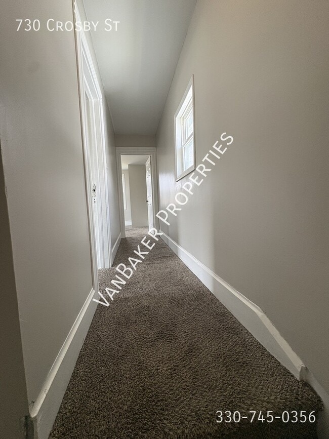 Building Photo - 730 Crosby St