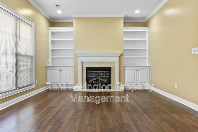 Building Photo - 4464 Stuart Hall Blvd