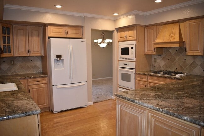 Building Photo - 134 Briggs Ranch Dr