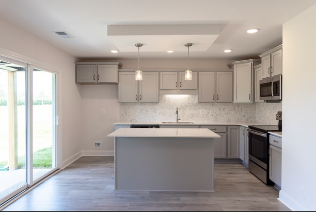 Building Photo - 484 Ayden Ln