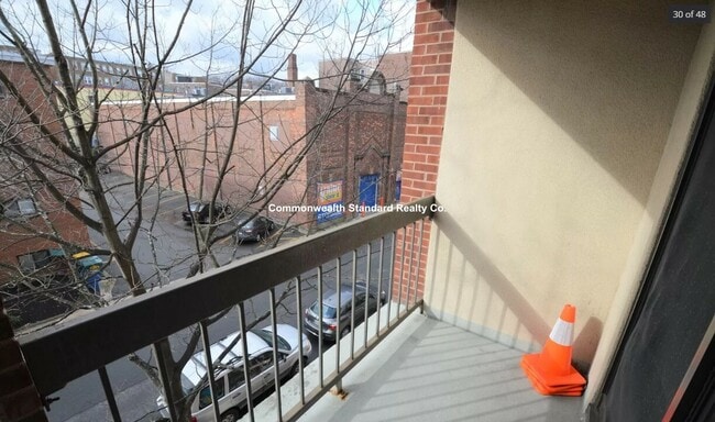 Building Photo - 85 Brainerd Rd